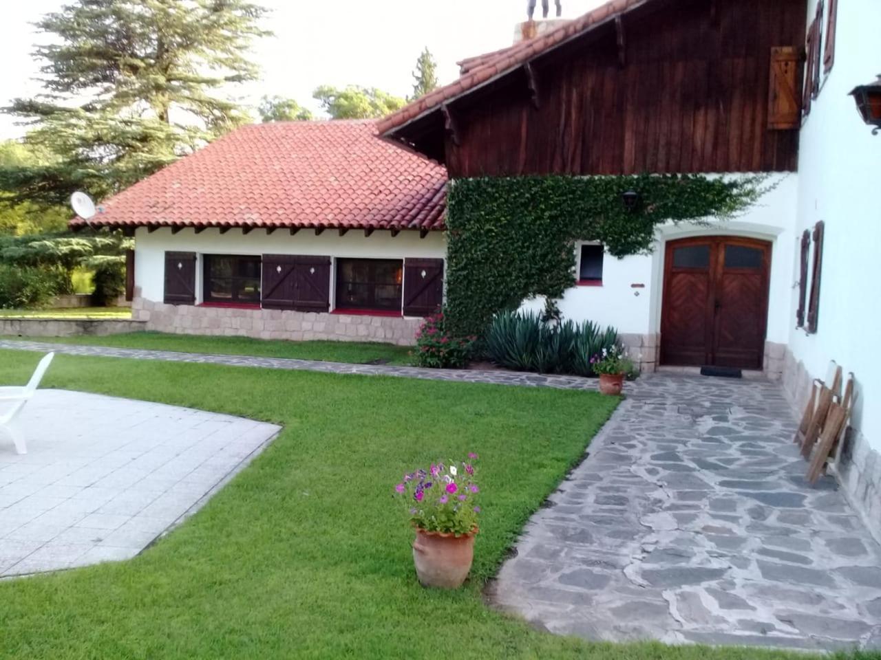 Hotel San Huberto Tenis 诺诺 外观 照片